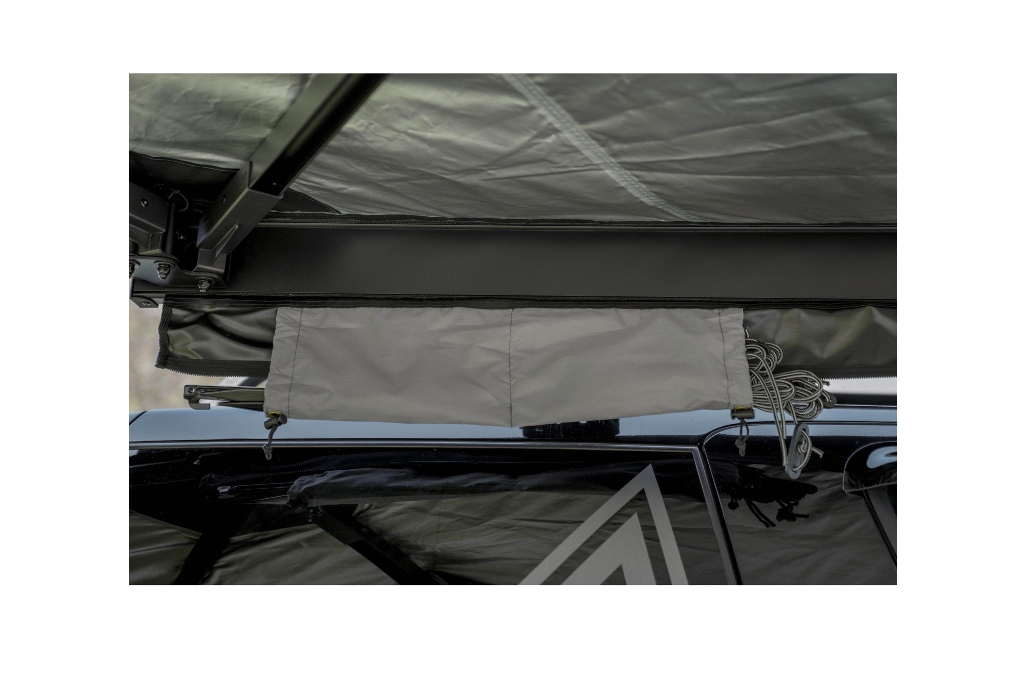 180° Car Awning Right - Side - Camperreich