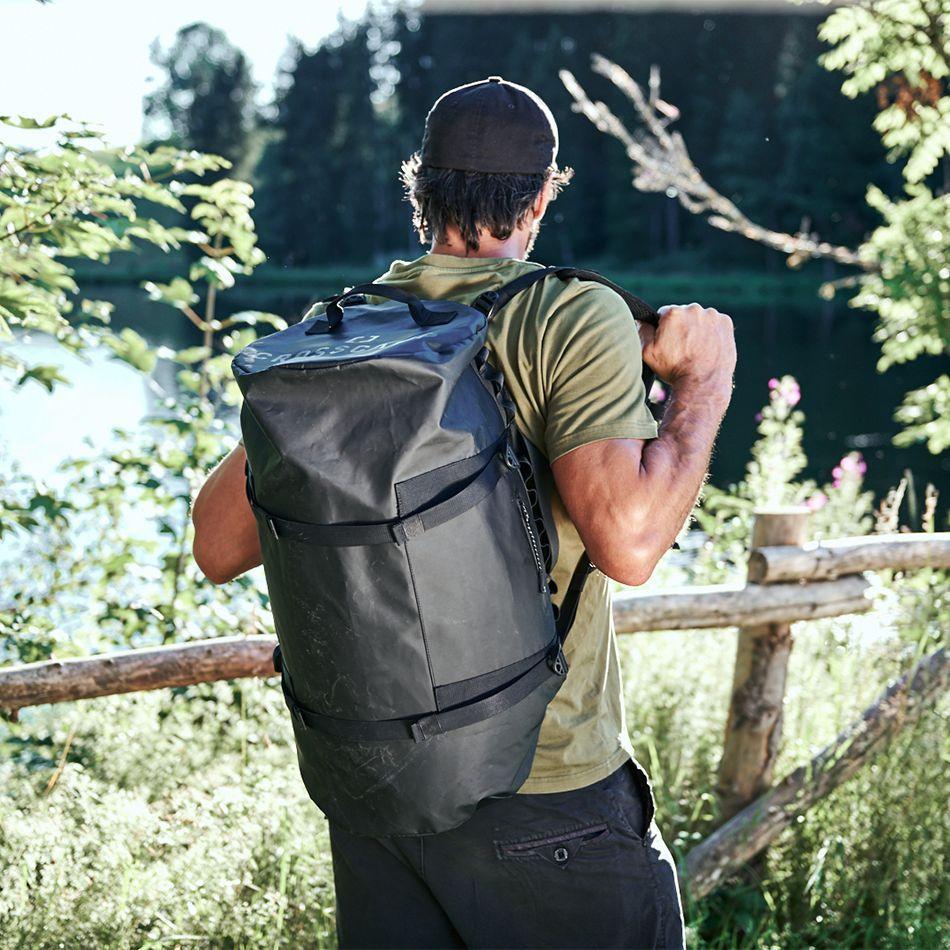 Sport- und Reisetasche schwarz - Camperreich